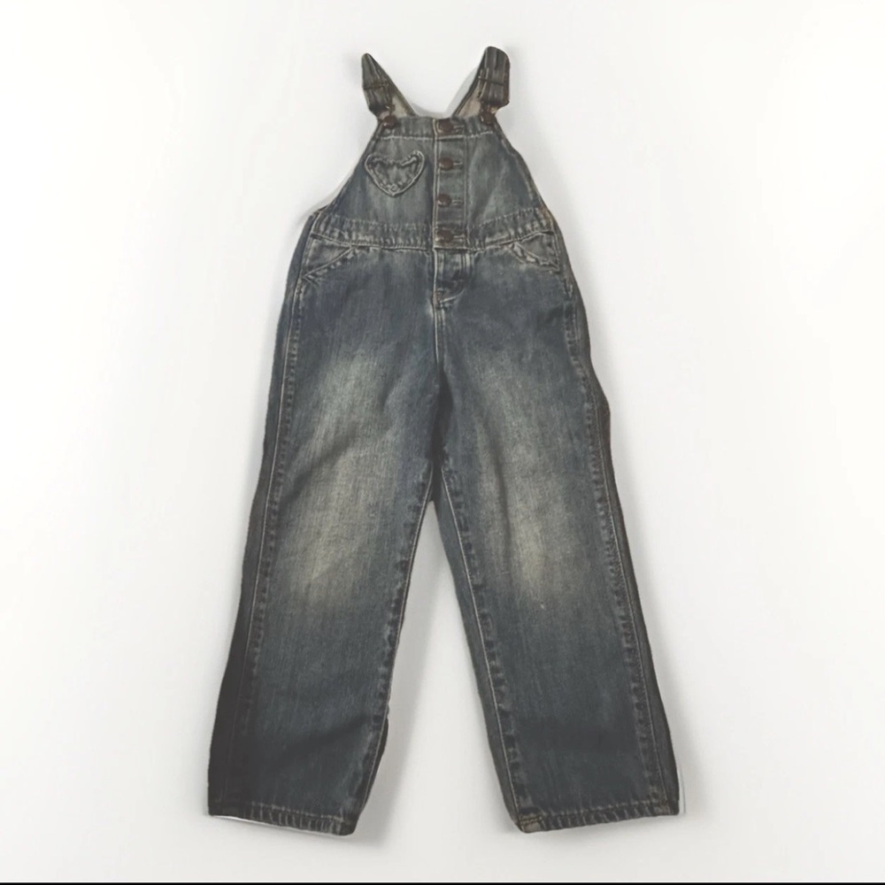 OshKosh B’gosh Girls Heart Pocket Overalls 4T | Valentine’s Day Denim